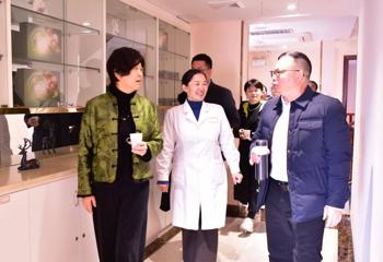 广西英华国际职业学院大健康与教育学院赴Beat365交流