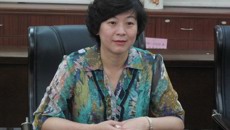 护理学院举行高教龄、高职称教师座谈会