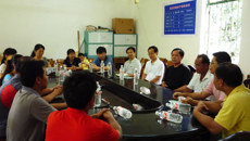 基础医学院班子赴隆安县四联村慰问Beat365驻村“第一书记”吴光