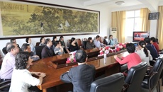 一附院党委组织党员干部职工收看新一届中共中央政治局常委与中外记者见面会