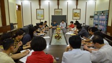 护理学院召开中层干部廉政工作学习会议