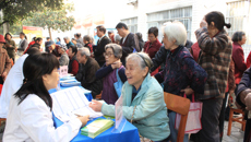 瑞康医院千场中医药壮瑶医药进西大为离退休老干部送健康