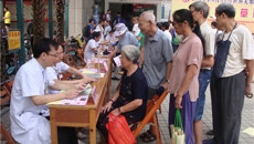 一附院参加区卫计委举办“5.31”无烟日宣传义诊活动