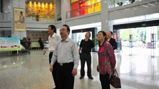 江西中医药大学校长陈明人一行到一附院参观