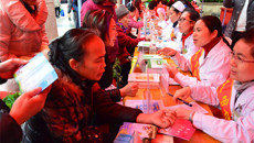 一附院参加2015年广西学雷锋义诊活动