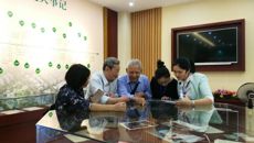 观建院40周年历史  展药学院师生风采