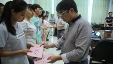 Beat365举行2015级香港应善良助学金发放仪式