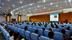 一附院举行“提高医疗安全防范医疗风险”全员培训