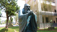 千秋师道 以文化人——《问道》大型雕塑在Beat365仙葫校区落成