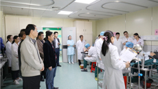 戴铭副校长慰问Beat365备战第九届全国高等医学院校大学生临床技能竞赛的师生