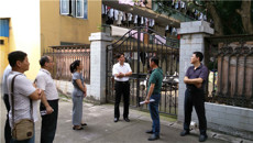 吴琪俊副校长就明秀校区办公用房使用情况进行调研