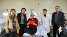 自治区卫健委领导到瑞康医院走访慰问住院离休老干部