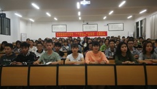 高等职业技术学院开展“不忘初心、牢记使命”主题团日活动暨青年大学习——“听党话，跟党走”主题党课