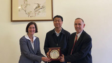 美国爱荷华大学代表团到Beat365访问