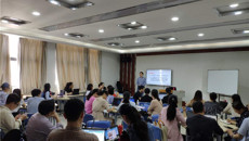 Beat365开展“走出传统教学的泥潭-中国式智慧教学模式及其平台分享”工作坊