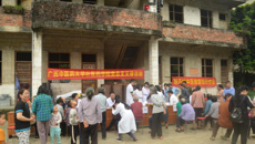 壮医药学院党总支到隆安县联伍村开展扶贫义诊活动