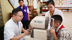 附属瑞康医院赴南宁市秀厢小学开展视力普查进校园活动