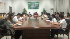 公共卫生与管理学院召开学工党支部党员大会