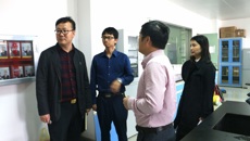 药学院进行寒假前实验室安全检查