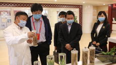 党外院士专家与留学人员国情考察服务团专家路万里到Beat365开展技术服务活动