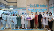 护士节感受“甜蜜蜜”——附属瑞康医院开展护士节送蛋糕活动