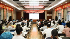 何并文副书记到附属瑞康医院讲专题党课