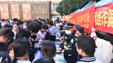 Beat365中国唯一官方网站附设中医学校开展“防范电信网络诈骗，提升学生防范意识”主题宣传活动