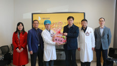 学校领导开展春节前走访慰问活动