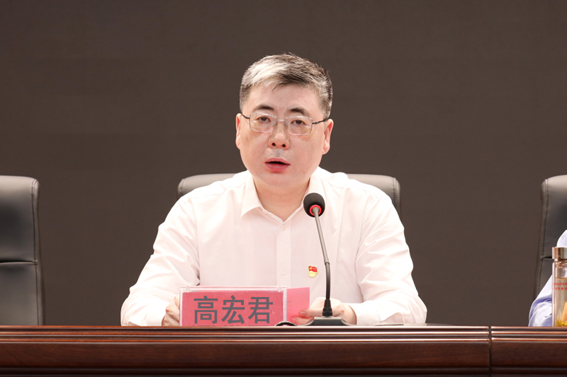 2高宏君书记作动员.jpg