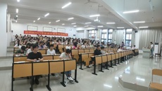 药学院2021年优秀贫困学子感恩励志分享会顺利开展