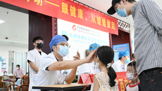 【学党史办实事】附属瑞康医院儿童视力筛查大巴车驶入社区