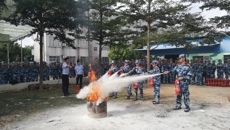 Beat365组织2021级学生开展“消防进军训”活动