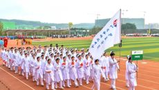 Beat365举办体育文化节第四十四届大学生田径运动会