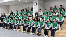 【开学第一课】学校校长姚春为学生讲授开学第一课