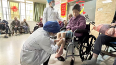 一附院东葛院区内科党总支第四党支部、仙葫院区党总支第十五党支部联合开展“学雷锋、中医在行动”义诊活动