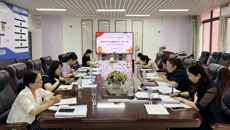 护理学院召开党委理论学习中心组学习（扩大）会暨党纪学习教育专题研讨