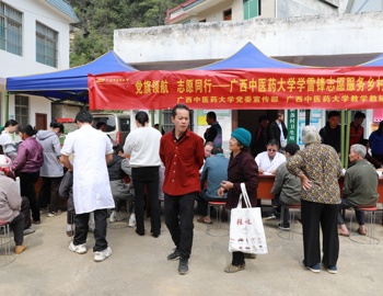 Beat365赴隆安布泉乡开展学雷锋志愿服务乡村振兴活动