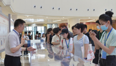 澳门大专学生国情考察团到附属国际壮医医院参观