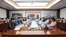 附属瑞康医院党委理论学习中心组举行学习（扩大）会议