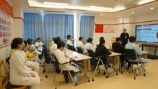 树立清廉家风，清正党风政风——附属国际壮医医院副院长、总会计师唐盛军在门诊第一党支部上专题党课