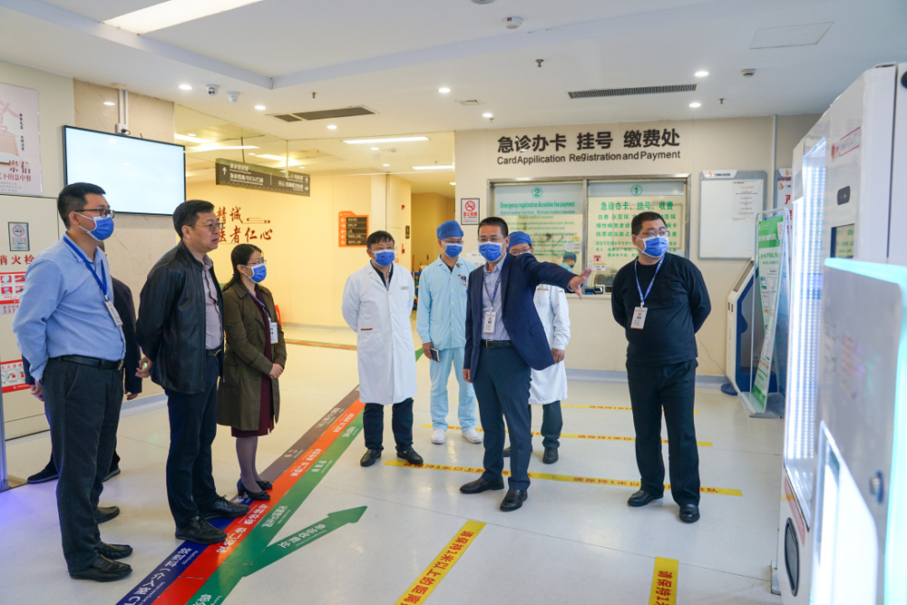 院领导走访急诊科