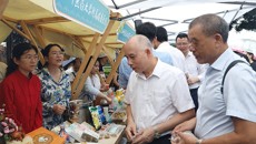 附属瑞康医院精彩亮相广西中医药文化服务月暨文化市集活动周