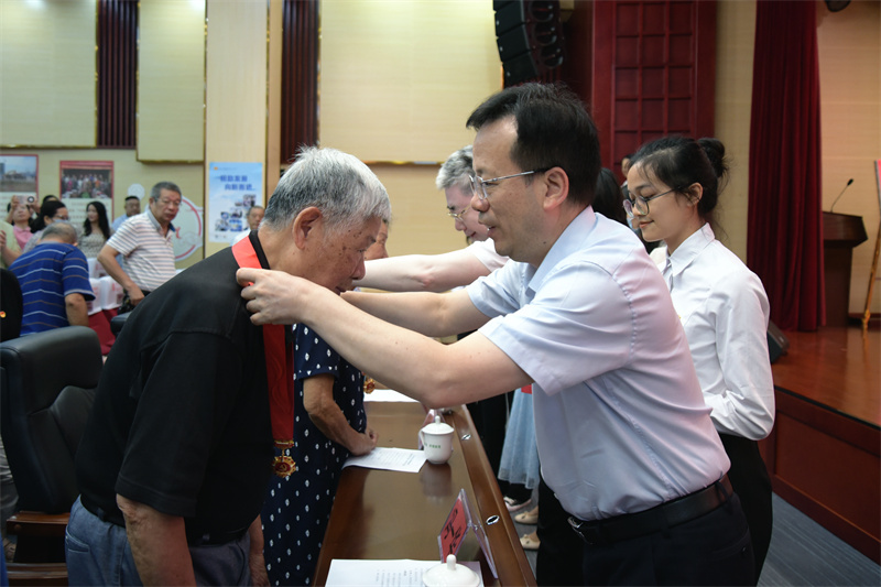 3e8a5fda4fe3c9902116227e097608e.jpg 3e8a5fda4fe3c9902116227e097608e.jpg