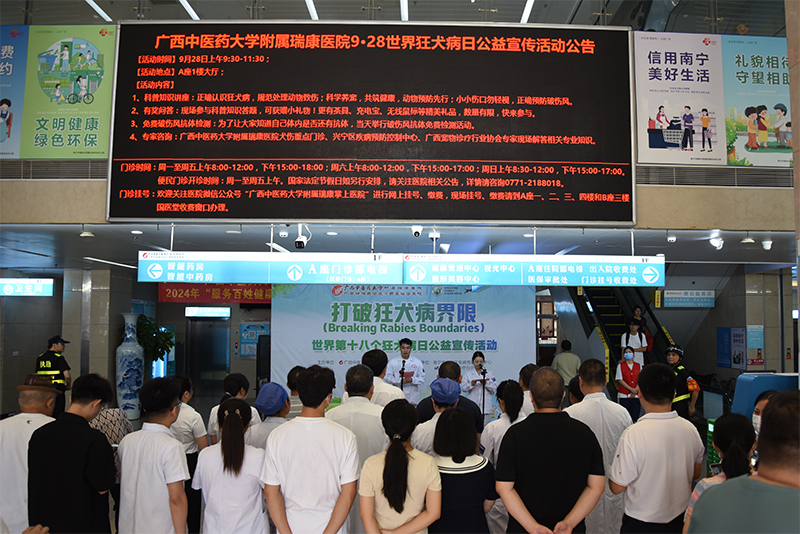 1活动现场.jpg 1活动现场.jpg