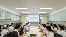 第一附属医院内科党总支第九党支部、第五党支部联合开展学习《医疗机构工作人员廉洁从业九项准则》专题活动