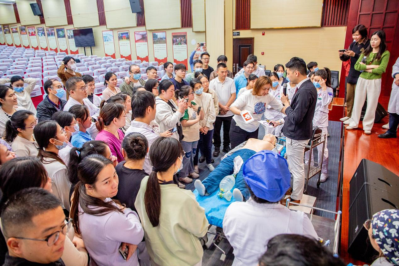 图片2.png 图片2.png