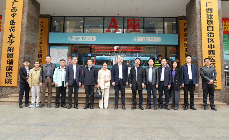 DSC_0555.JPG DSC_0555.JPG