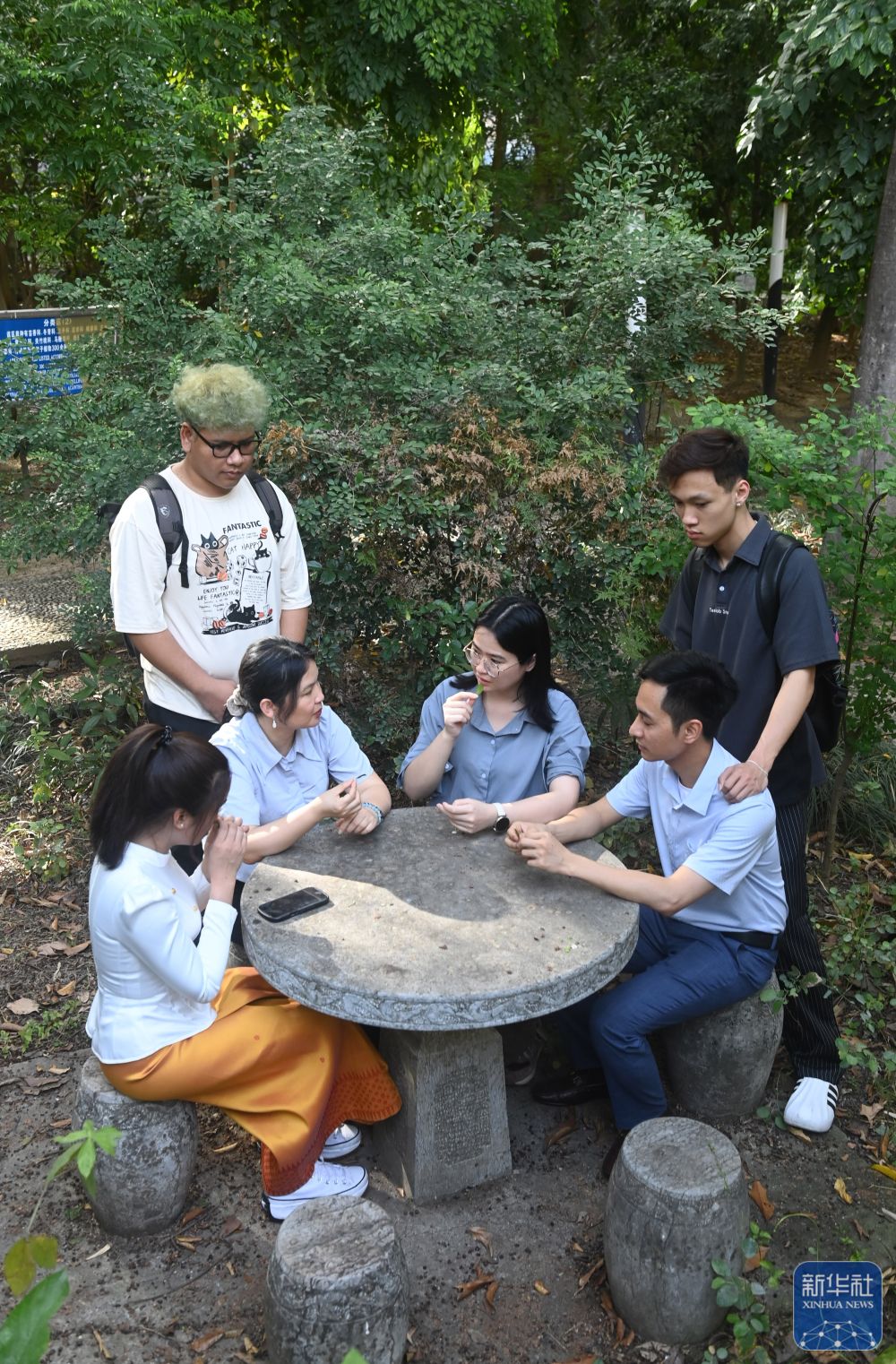 4248f729a6584f24a25887e0331bdbb9