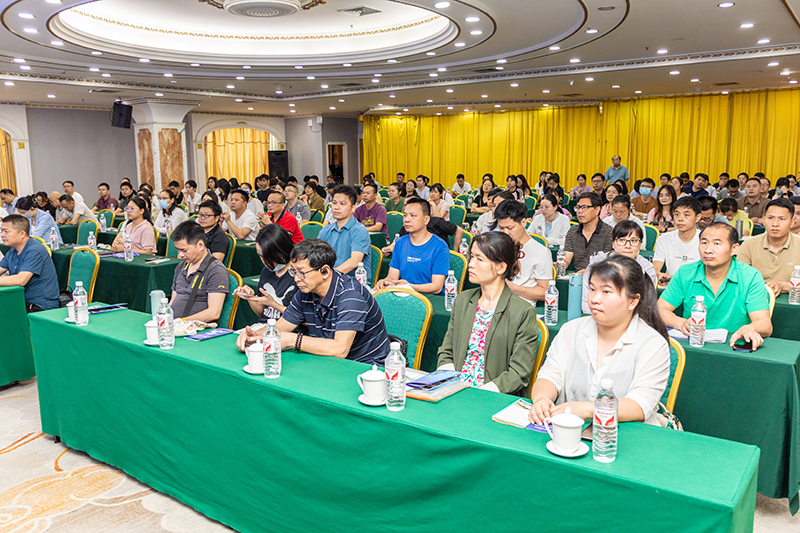 2培训班现场.jpg 2培训班现场.jpg