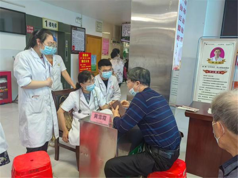 义诊现场